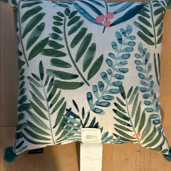 Allen + Roth Leaf Pattern Pillow - Picture 3 of 3